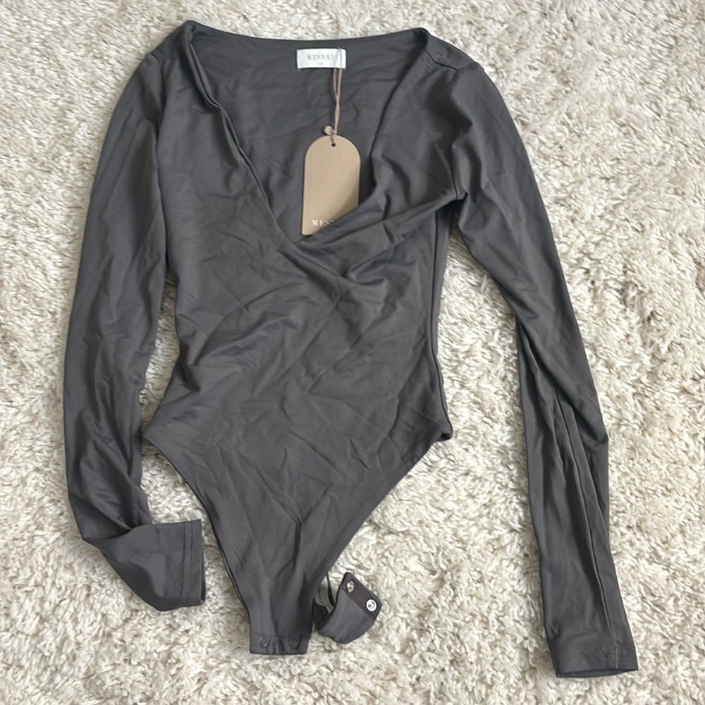 MESHKI Nia Long Sleeve V Neck Bodysuit
